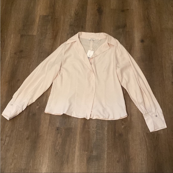 NWT Vince. Fitted Long Sleeve Blouse- Size Large - Picture 5 of 7